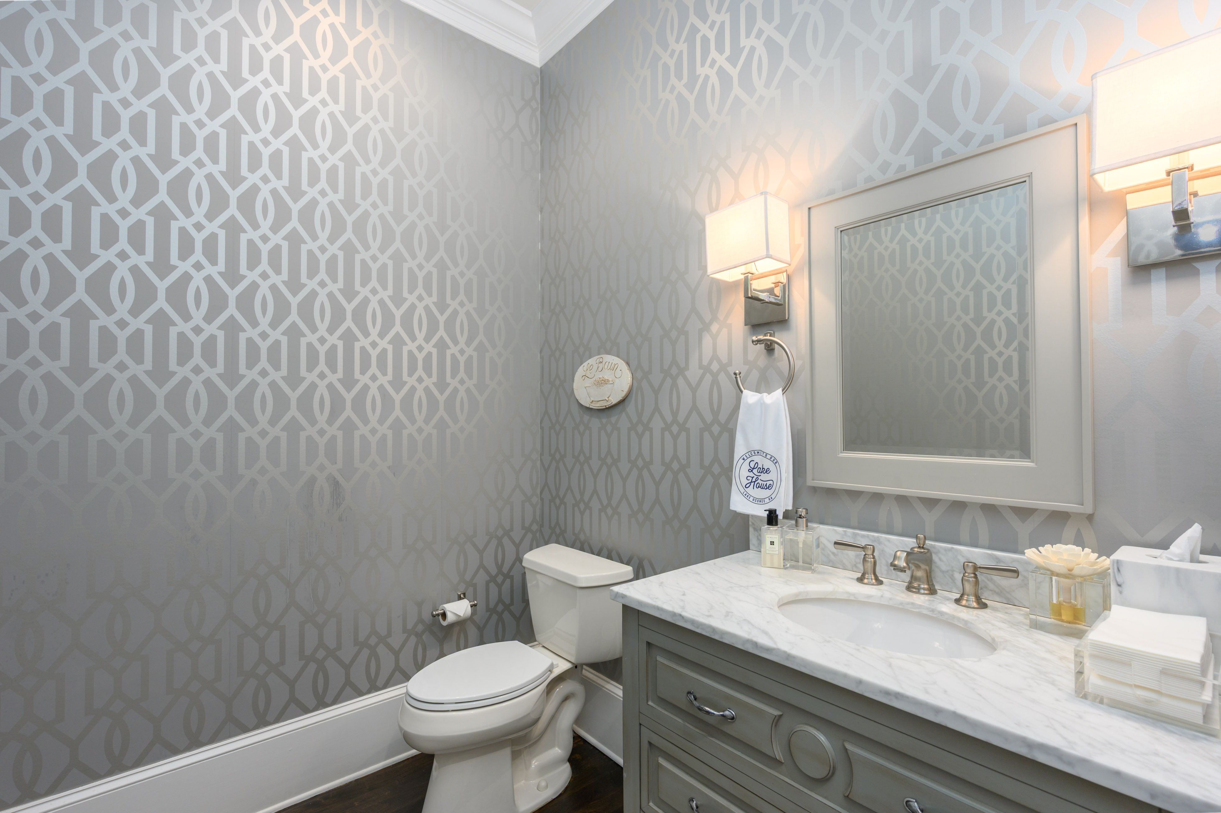 1060 Montgomery Drive image 6
